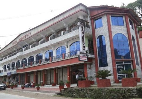 HOTEL SANJEEVNY