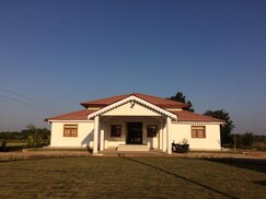 SINGANAMA FARM RESORT, Pachmarhi SINGANAMA FARM RESORT, Pachmarhi