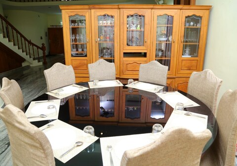 Green Villa Guest House Kaloor GV1500