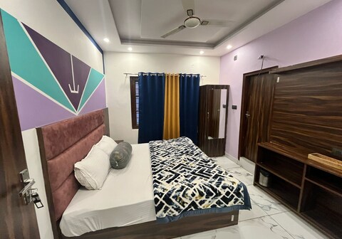 Bonfire Retreat Rishikesh