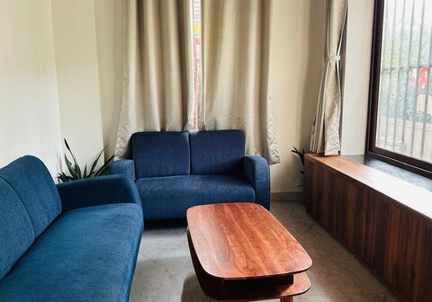 3 BHK COMPLETE APARTMENT ON RENT