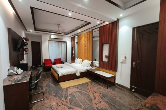 JJK Rukmini Vilas Hotel & Banquet 