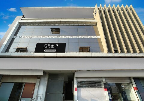 Super Collection O Bairagarh Railway Station Formerly Hotel OM Palace