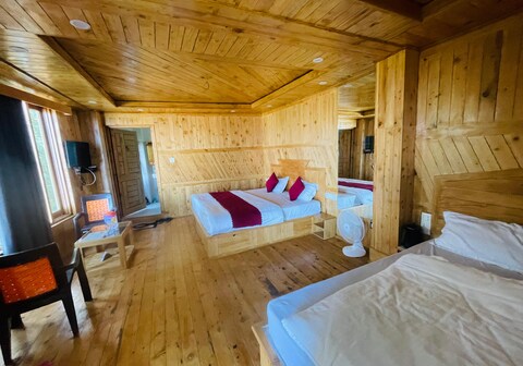 The Outhouse Forest View Kalatop Dalhousie