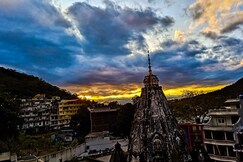 Krishna paying guest house, Rishikesh Krishna paying guest house, Rishikesh