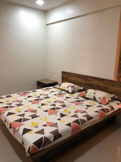 F1105 Seven Avenue, Pune F1105 Seven Avenue, Pune