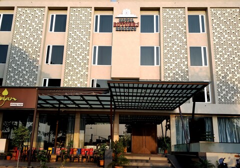 Hotel Ruturaj Regency