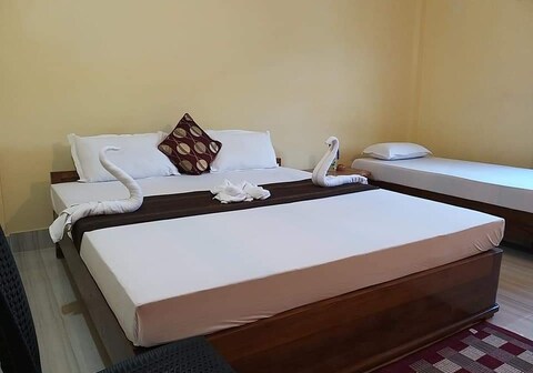 Hotel Kaziranga Holidays
