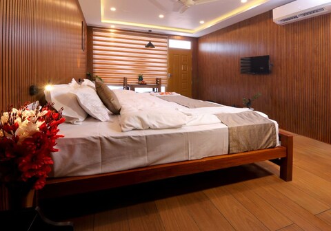 A frame Rock Villa Munnar