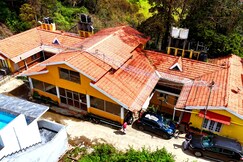 Pear Garden, Kodaikanal Pear Garden, Kodaikanal