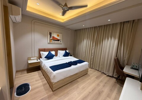 Hotel Satnam
