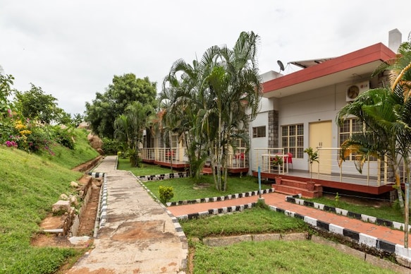 KSTDC Hotel Mayura Durg