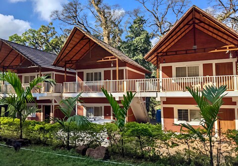 Aindra Coorg by Dazzle Destinations- Water Activities and Private Rooms