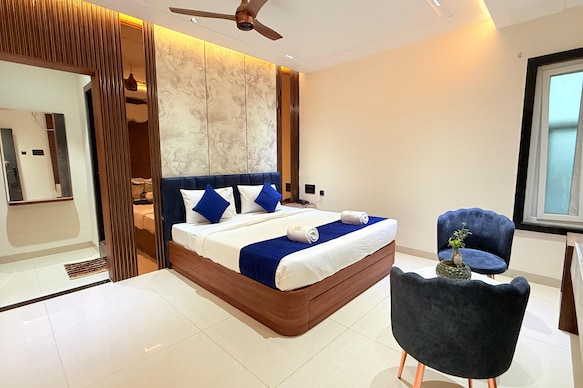 Sri Vaarahi Hotel