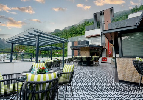 Crestorio Resort & Spa Dehradun