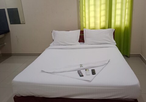 Kaippilly Apartment Lodge