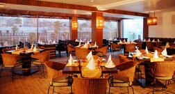 Hotel Palace Heights, Delhi Hotel Palace Heights, Delhi