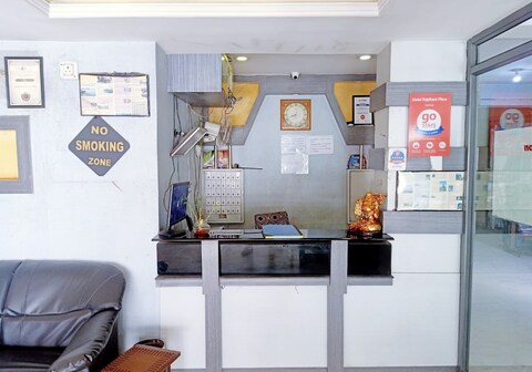 Hotel Rajdhani Plaza