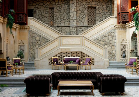 شاه بالاس لاكشري موسيوم هوتل