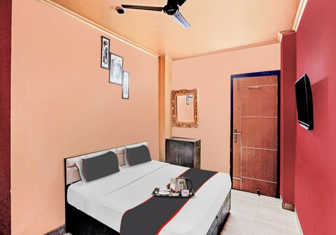 Collection O Chirag Hotel