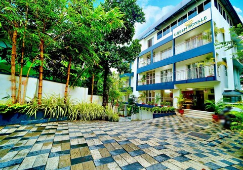 Green Royale Living Spaces - Luxury Serviced Apartments Trivandrum City