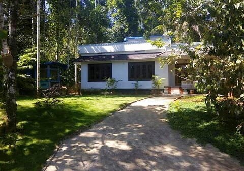 Arivaram Homestay - 3 BHK