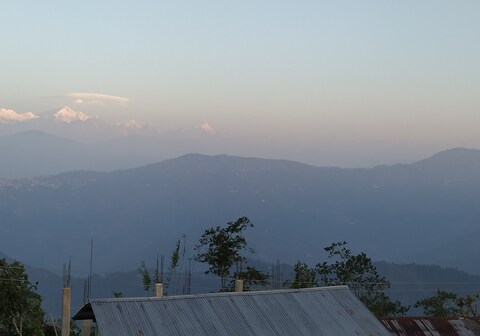 Crown Imperial Holiday Inn