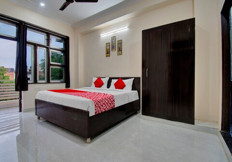 Hotel O Shree Shyam Palace