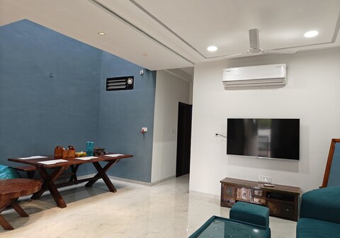 Raconteur s Villa   2BHK