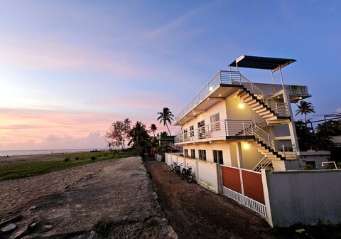 Asthamaya Beach Homestay