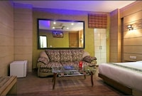 Delhi Heights, Delhi Delhi Heights, Delhi