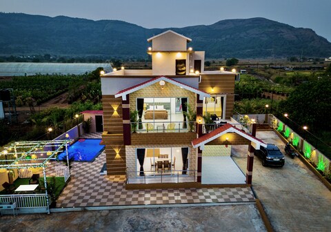 Ever Green House 4BHK with pvt Pool near by Wet & Joy Water Park