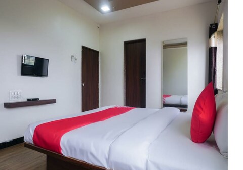 Hotel Yash Inn