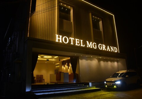 Hotel MG Grand
