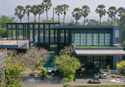 LohonoStays Greystone Manor