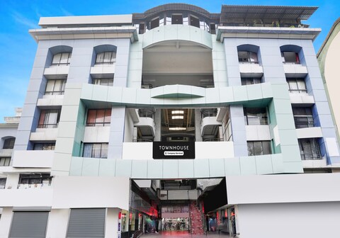 Super Townhouse Margao Near Railway Station Formerly Hotel Tanish