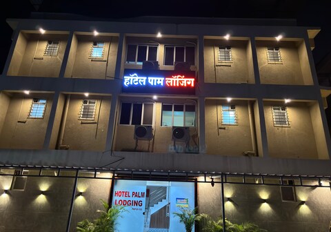 palm lodging and boarding