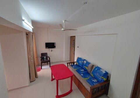 Air Conditioned Lovely Entire 2BHK Apartment