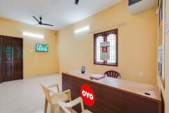 Super Collection O Sathyabama University Sithalapakkam Formerly Srinivasa Residency, Chennai Super Collection O Sathyabama University Sithalapakkam Formerly Srinivasa Residency, Chennai