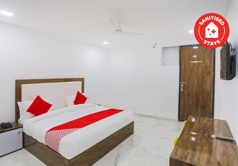 Hotel O Gour Town House