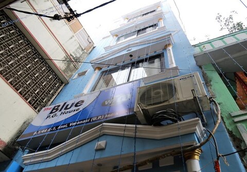 The blue pg house