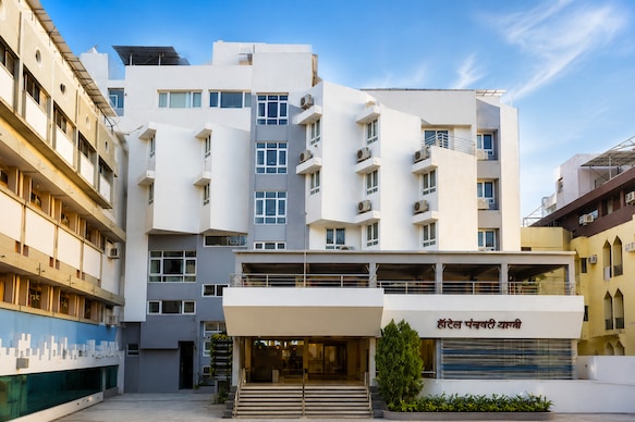Hotel Panchavati Yatri.