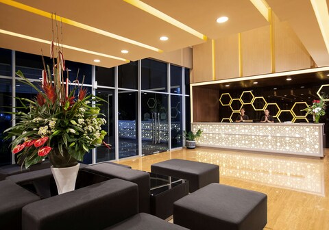 Best Western Premier The Hive