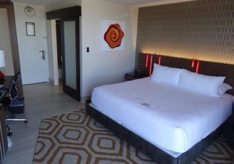 Royel En Casa near Delhi Airport