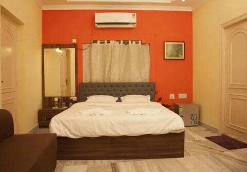 FabHotel AM Residency