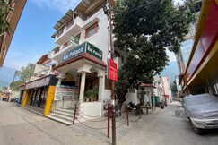 Hotel Raj Palace, Rishikesh Hotel Raj Palace, Rishikesh