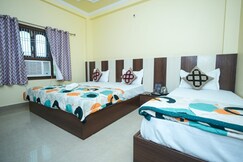 Mahabir Stay, Varanasi Mahabir Stay, Varanasi