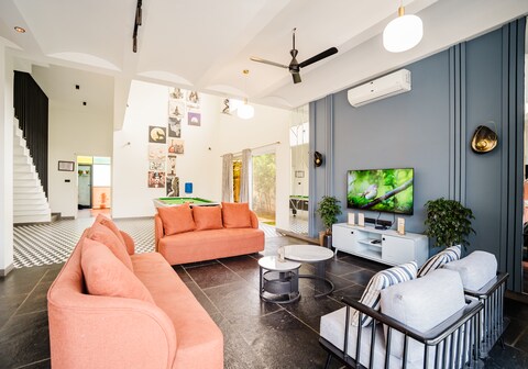 4BR Patchway Glee By Aaramghar Stays