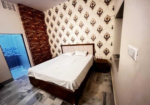 SPOT ON by OYO Ksg Bakery