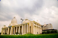 The Grand Bhagwati Palace, Indore The Grand Bhagwati Palace, Indore